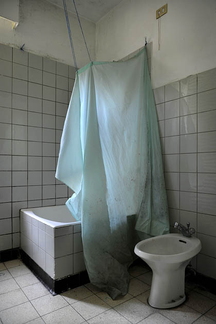 toiletruimte asielcentrum st lucas