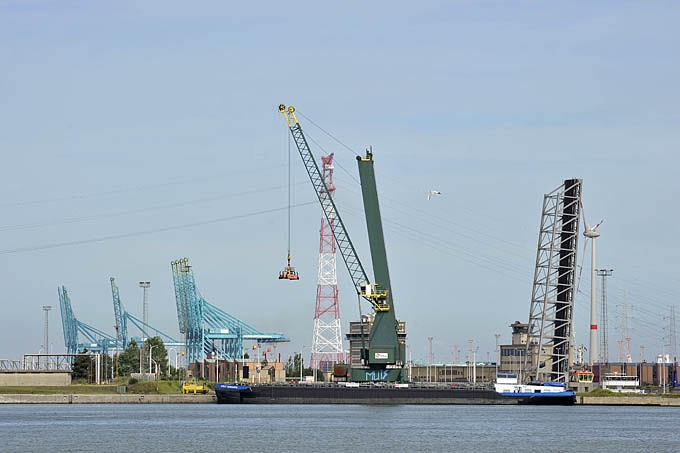 kanaaldok B2 07-2011 9277