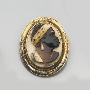19e eeuws operculum cameo broche